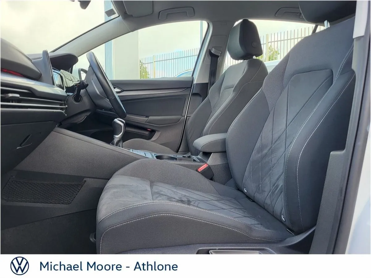 Volkswagen Golf STYLE 1.5TSI 130BHP 5DR - Image 4