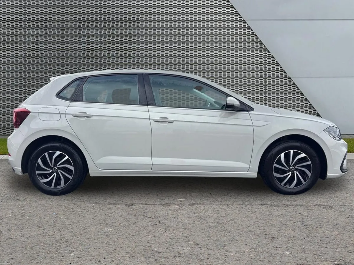Volkswagen Polo 1.0 TSI 95HP Life - Image 6
