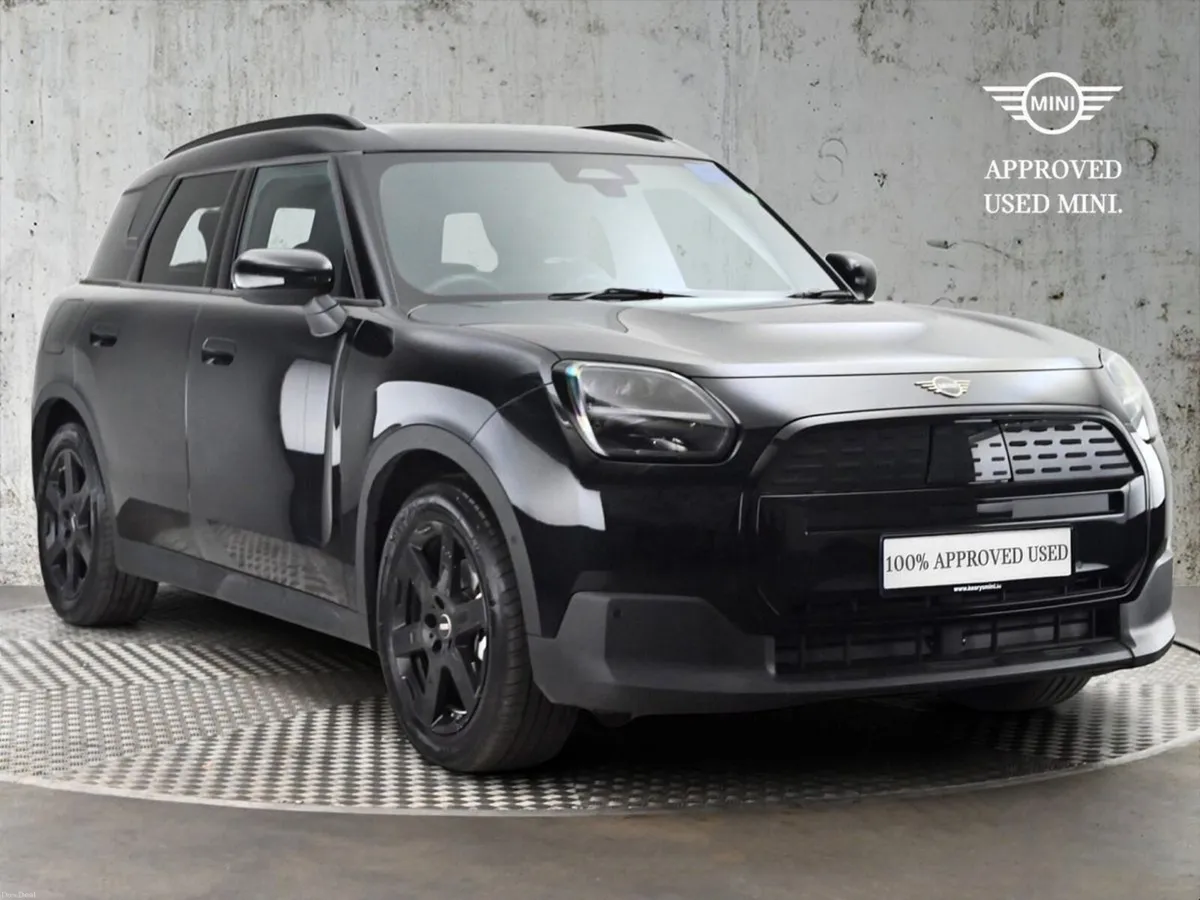 Mini Countryman EV Monochrome  204 Electric Auto 6 - Image 1