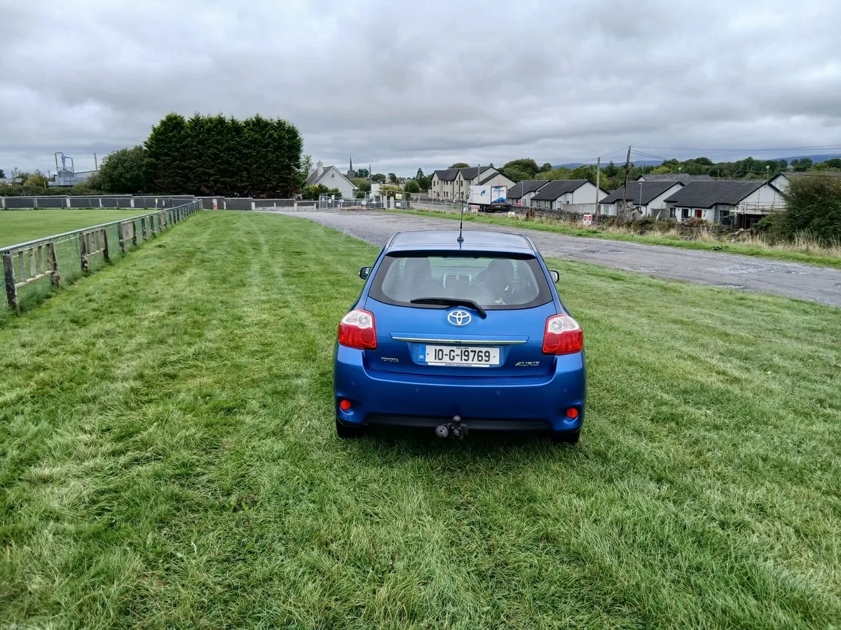 Toyota Auris 2010 Tr - Image 2