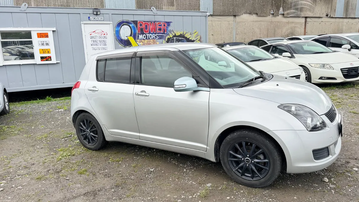 2010 Suzuki Swift 1.2 Automatic - Image 2