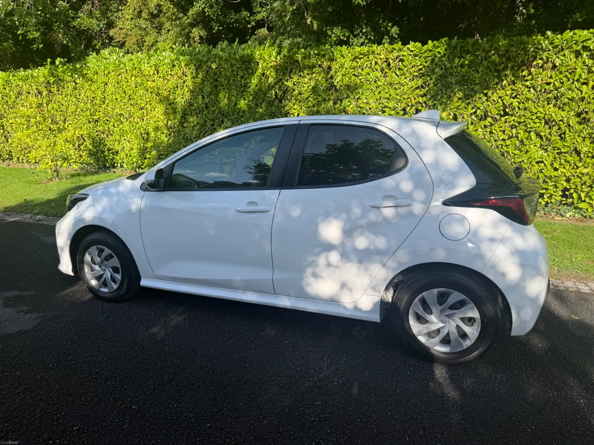 2021 Toyota Yaris Hybrid X - Only 74,000kms €13450 - Image 6