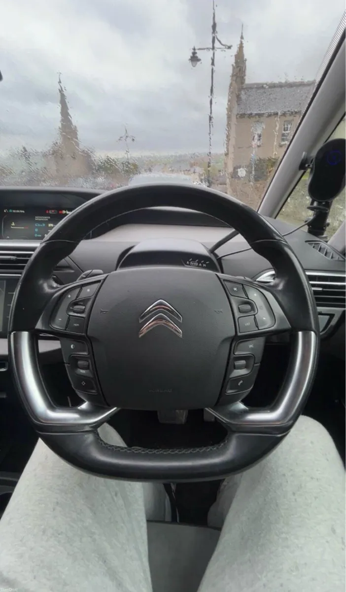 Citron c4 grand Picasso 2015 luxury edition - Image 6