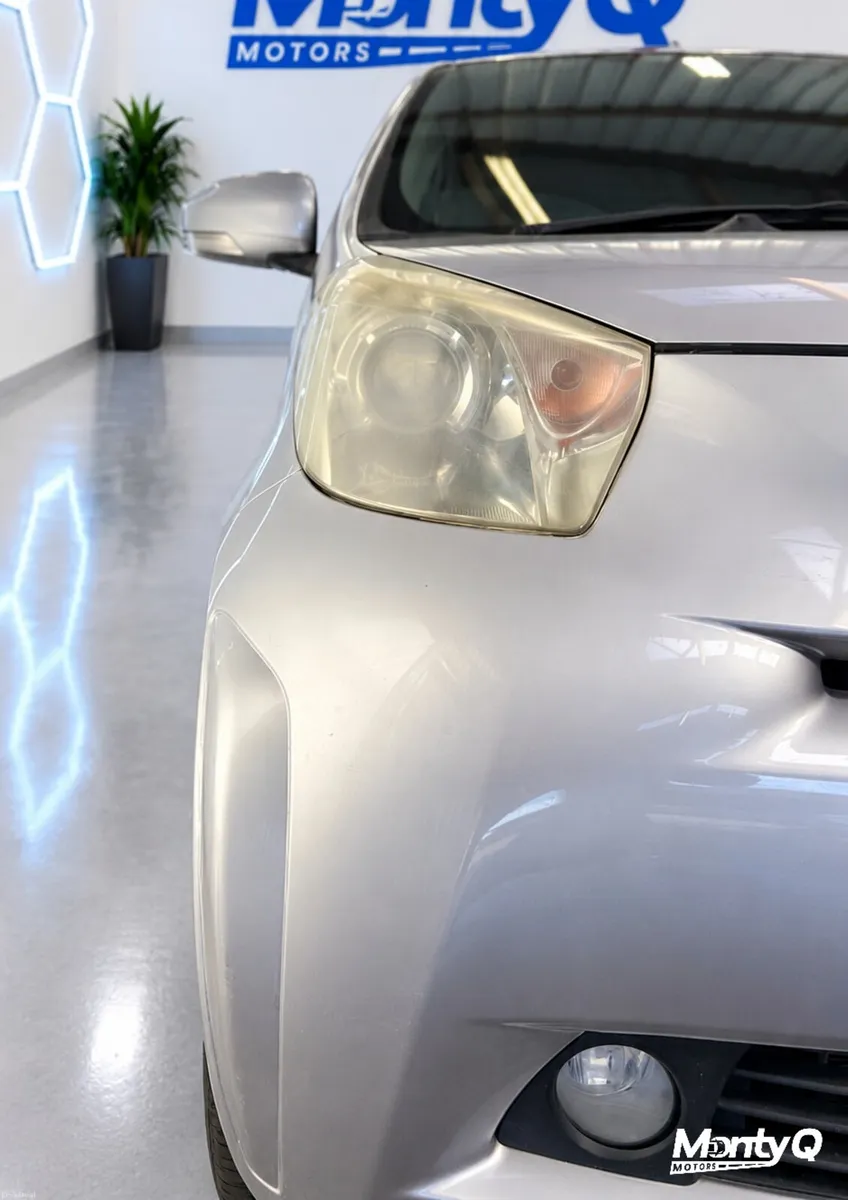 2011 Toyota iQ - 81K KM - Automatic - Reverse Cam - Image 4