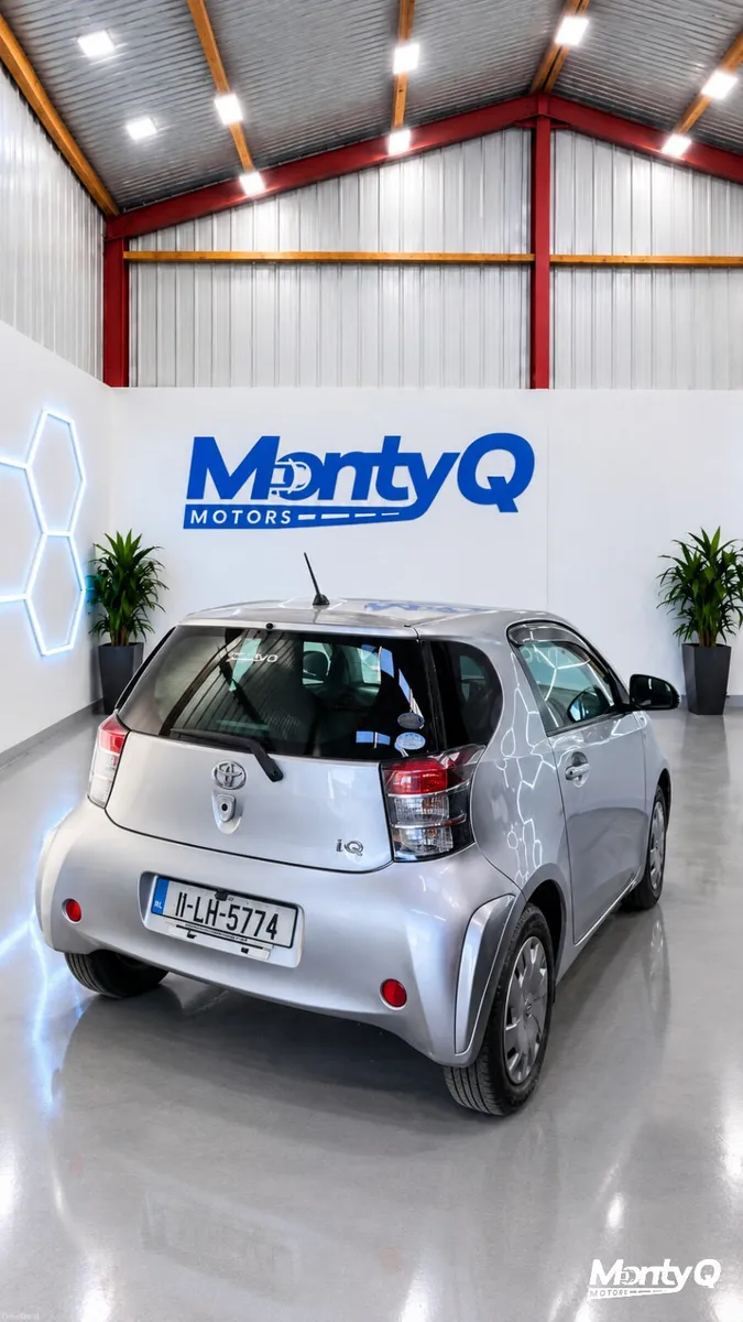 2011 Toyota iQ - 81K KM - Automatic - Reverse Cam - Image 6