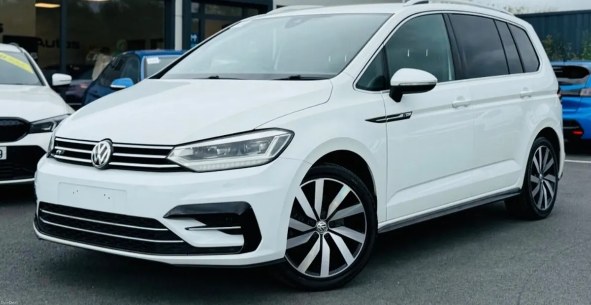 Volkswagen Touran 2017 - Image 1