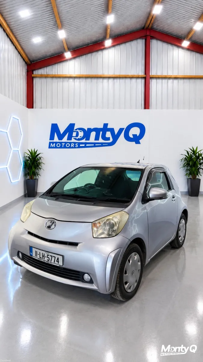 2011 Toyota iQ - 81K KM - Automatic - Reverse Cam - Image 5