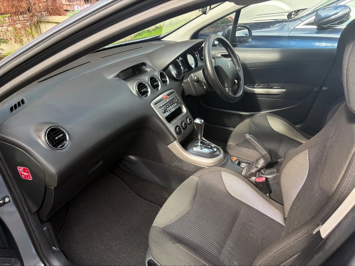 Peugeot 308 2008 - Image 6