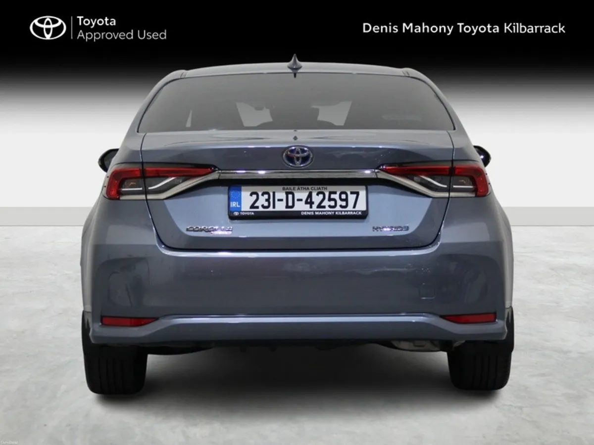 Toyota Corolla LUNA SPORT SALOON 4DR - Image 4