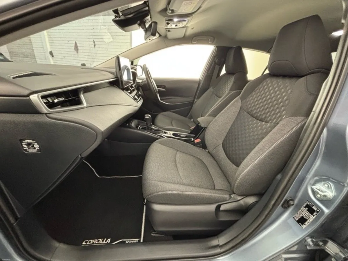 Toyota Corolla LUNA SPORT SALOON 4DR - Image 6