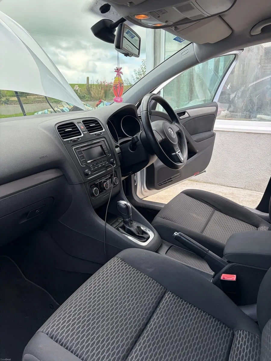 Car - Image 5