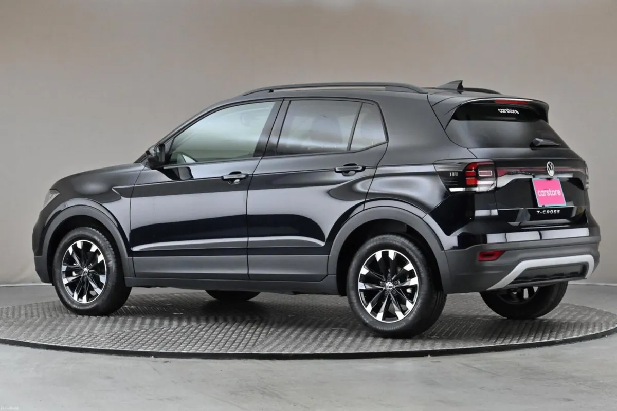 Volkswagen T-Cross 1.0 TSI DSG 95BHP LIFE **CARPLA - Image 6