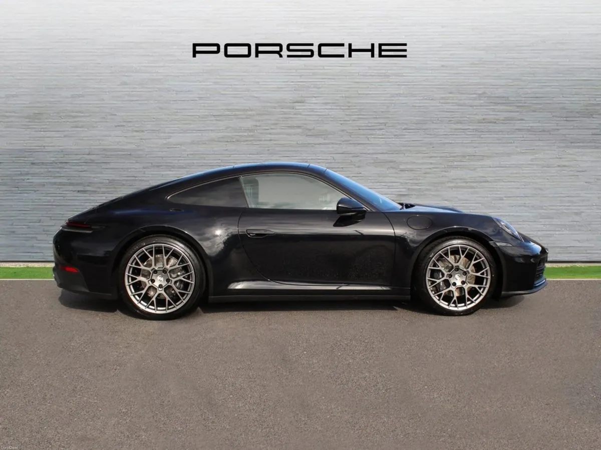 Porsche 911 Carrera (New) - Image 4