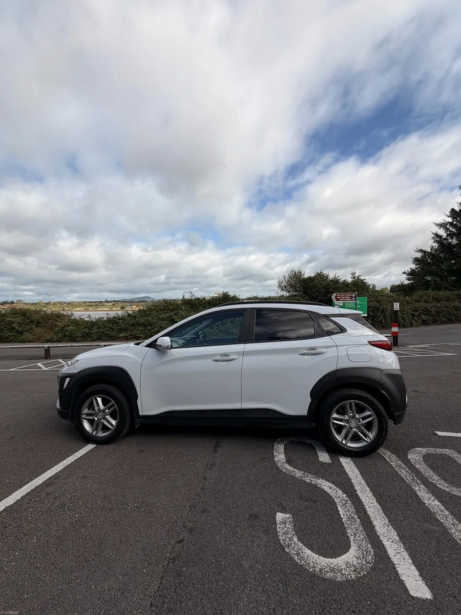 2020 Hyundai Kona Commercial ( van ) - Image 3