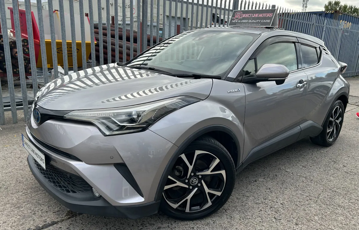 2018 Toyota C-HR  | G Package - Image 2