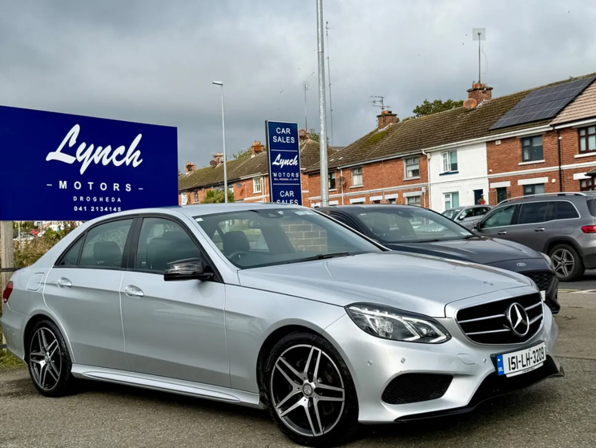 Mercedes-Benz E-Class E SERIES BLUETEC AMG NIGHT E - Image 4