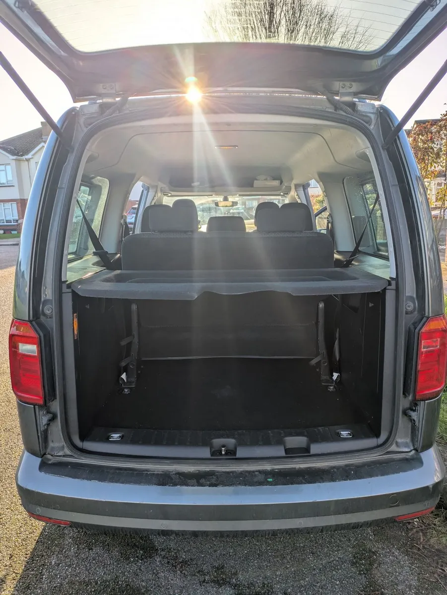Volkswagen Caddy Maxi Life 2016 - Image 6