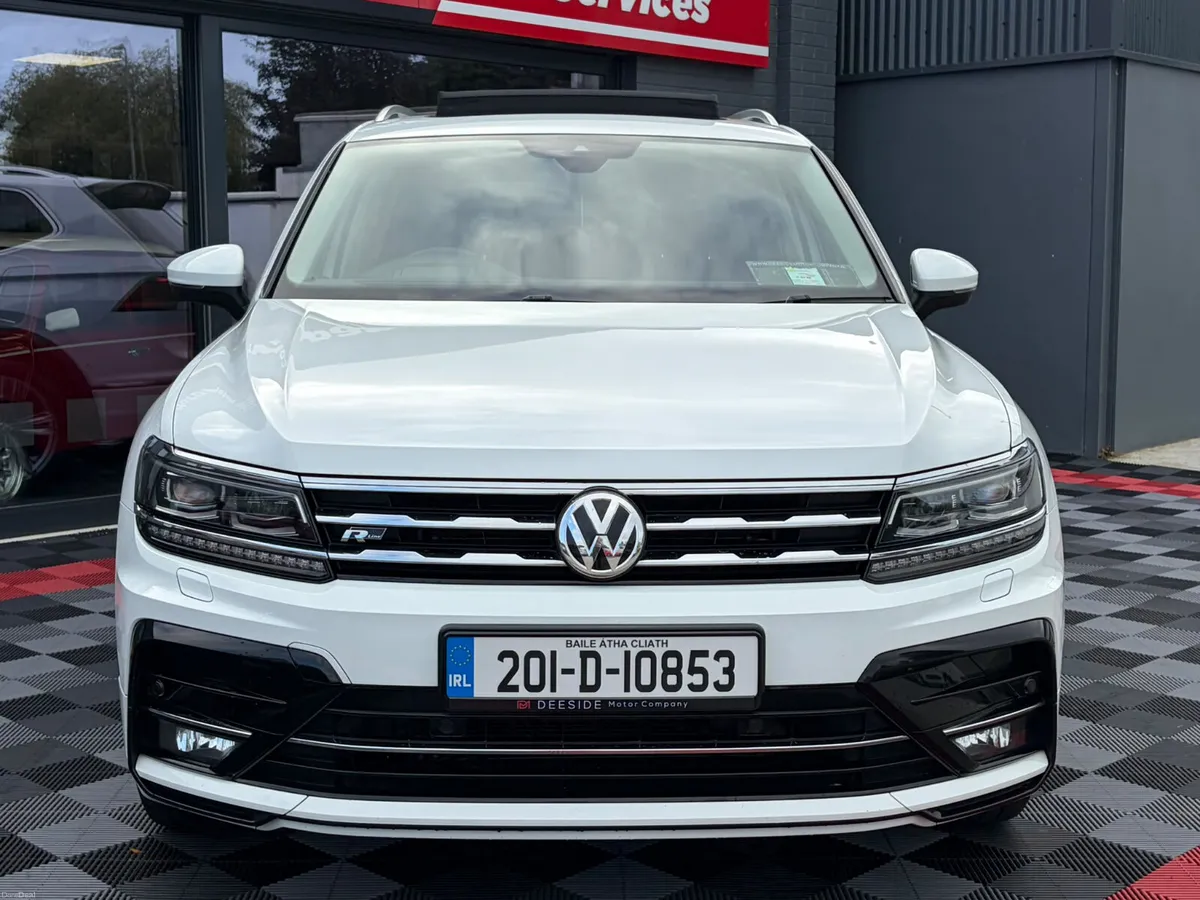 (202) Volkswagen Tiguan Allspace R Line//1 of 1 - Image 3