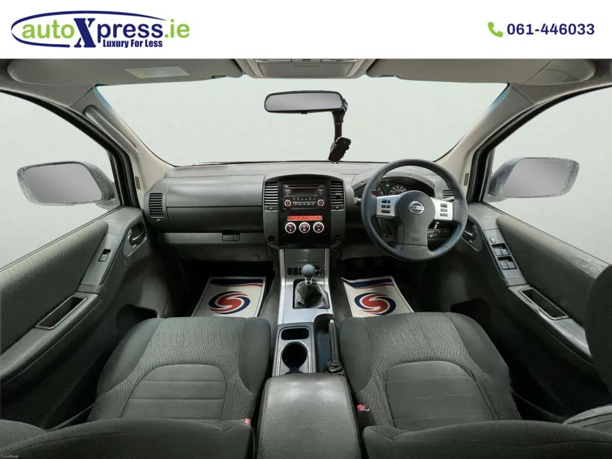 Nissan Navara 2.5 Diesel, 4WD Manual - Image 2
