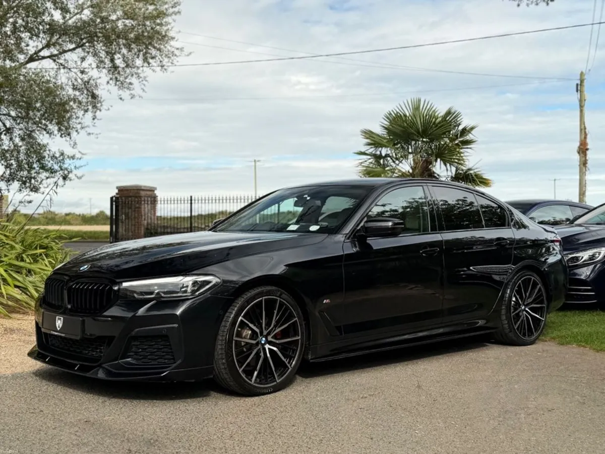 BMW 5-Series 520d M Sport Pro LCI - Image 3