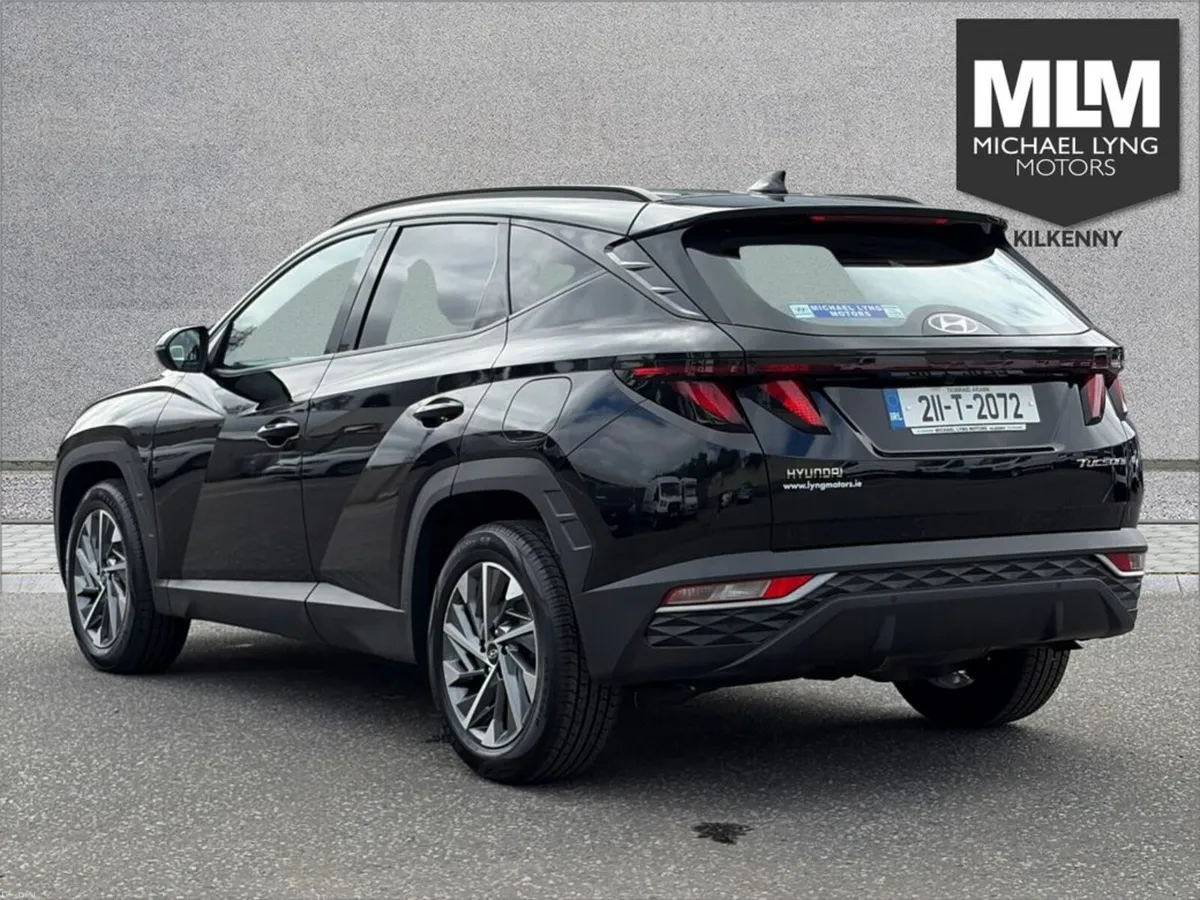 Hyundai Tucson ix35 Executive 2WD 5DR - Image 6