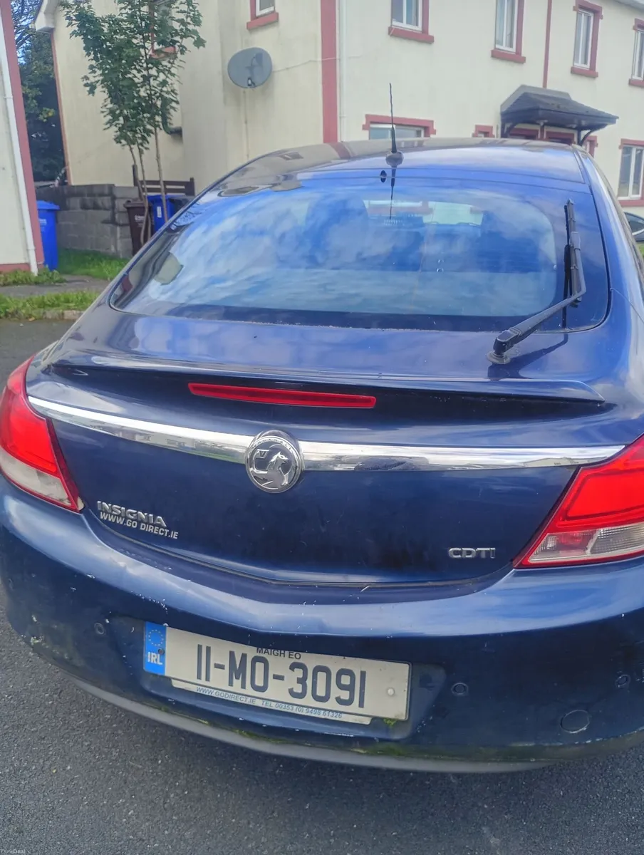 Vauxhall Insignia 2011 - Image 1