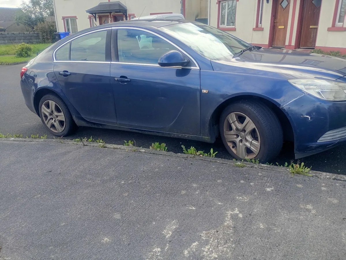 Vauxhall Insignia 2011 - Image 3