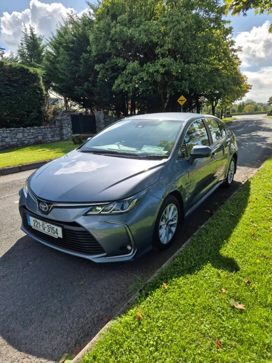 TOYOTA COROLLA LUNA 2022 - Image 2