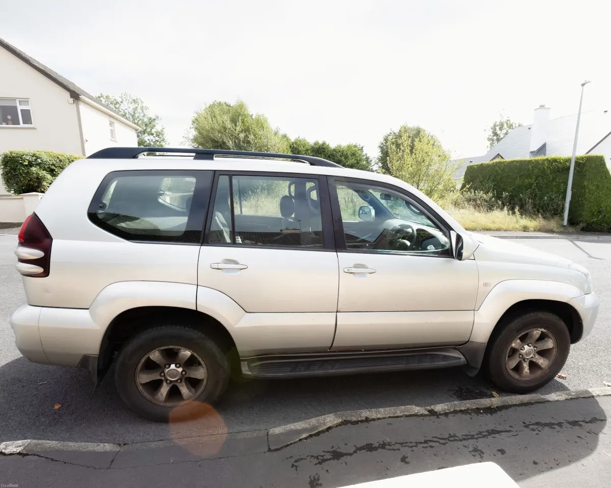 Toyota Land Cruiser 2008 - Image 2
