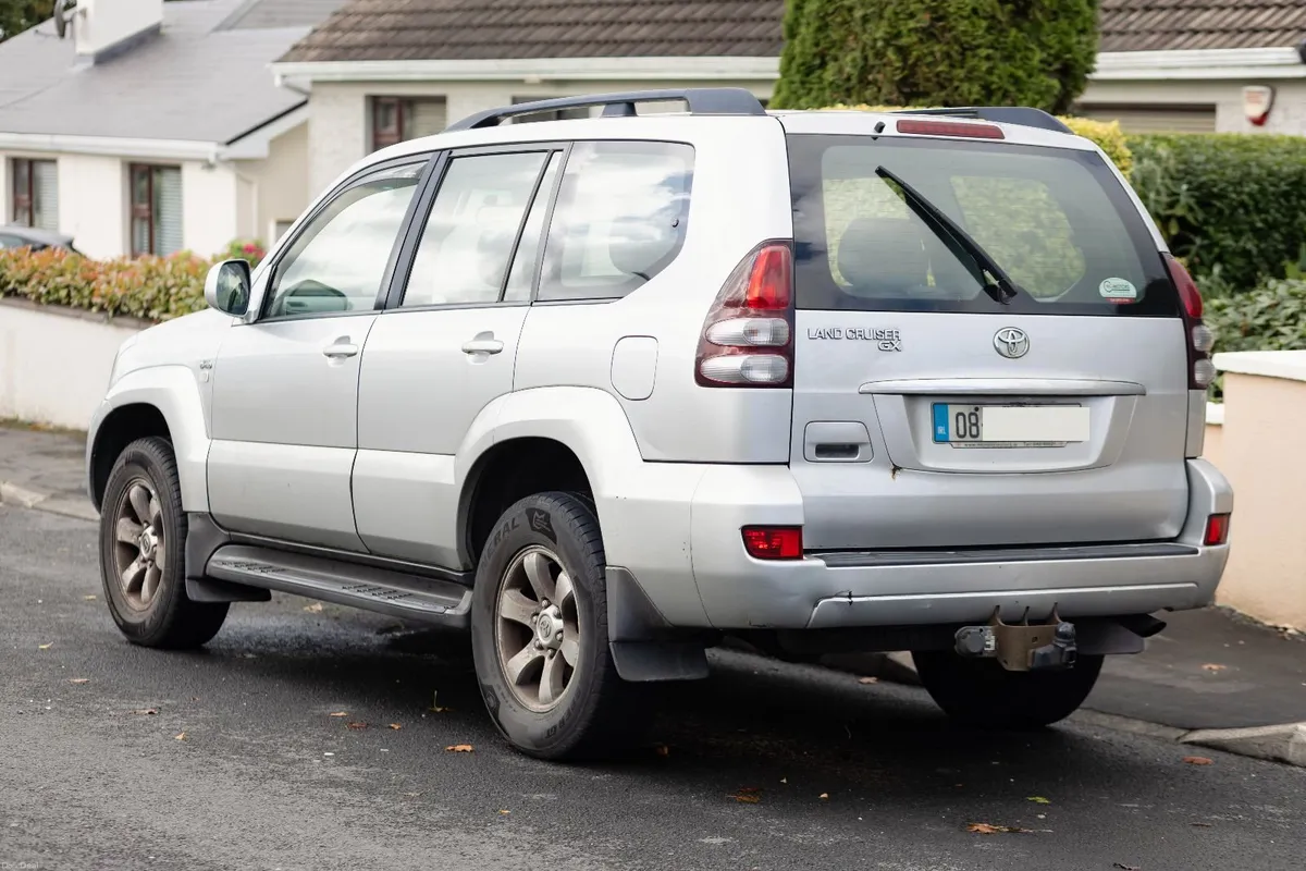 Toyota Land Cruiser 2008 - Image 4