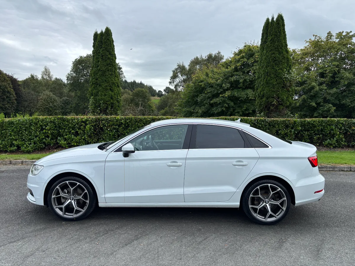 AUDI A3 SALOON 1.4 TFSI AUTO 2016 - Image 4