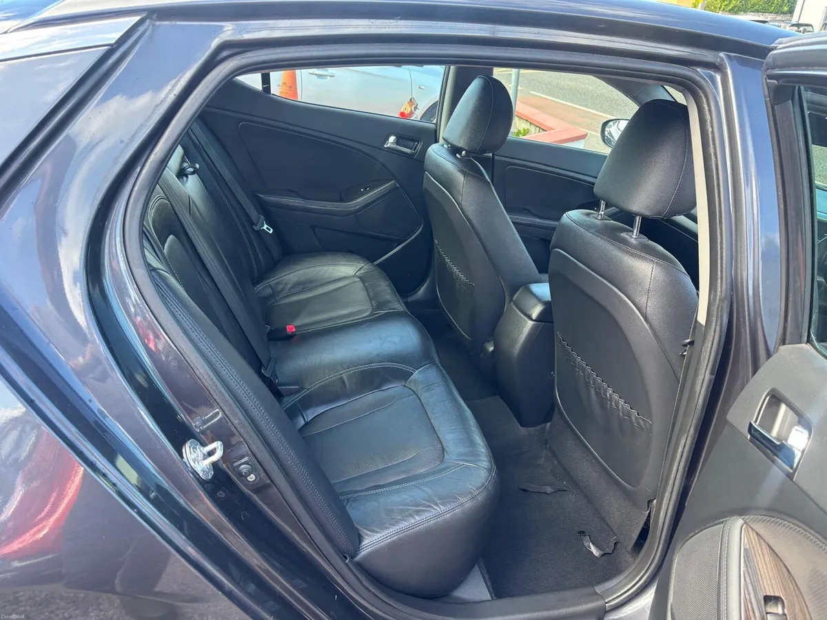 Kia Optima 2012  HIGH  SPEC,  LOW  MILEAGE - Image 6