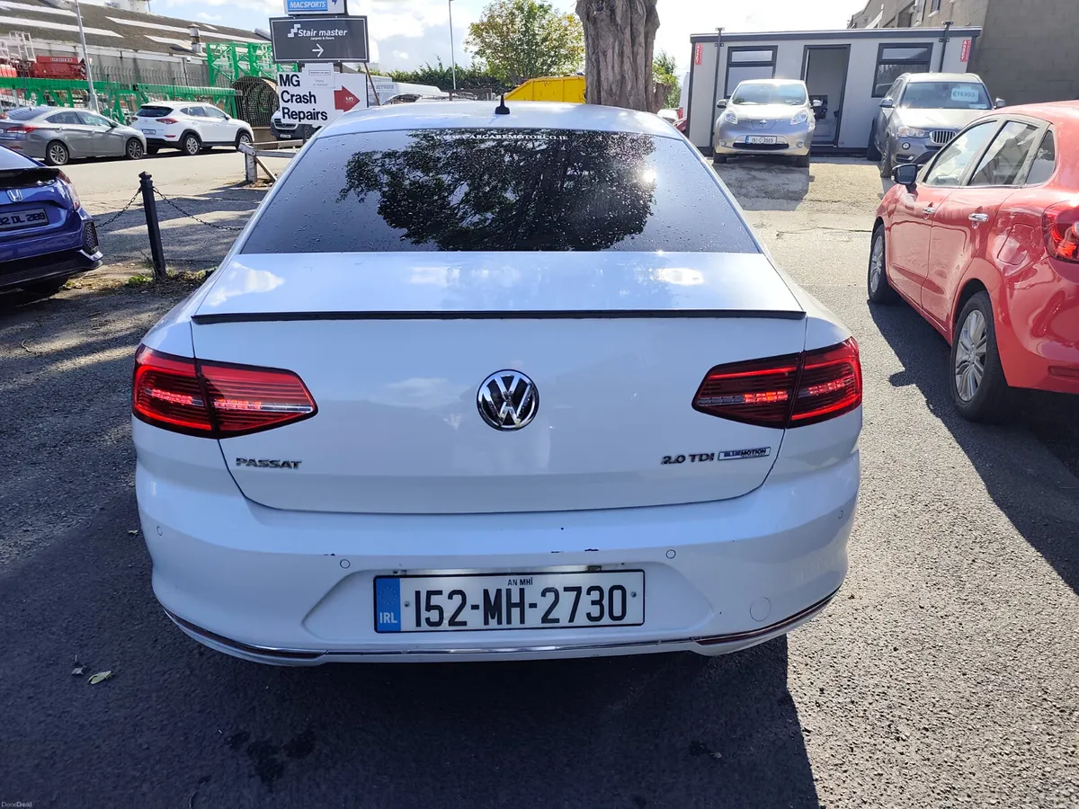 Volkswagen Passat 2015 - Image 5