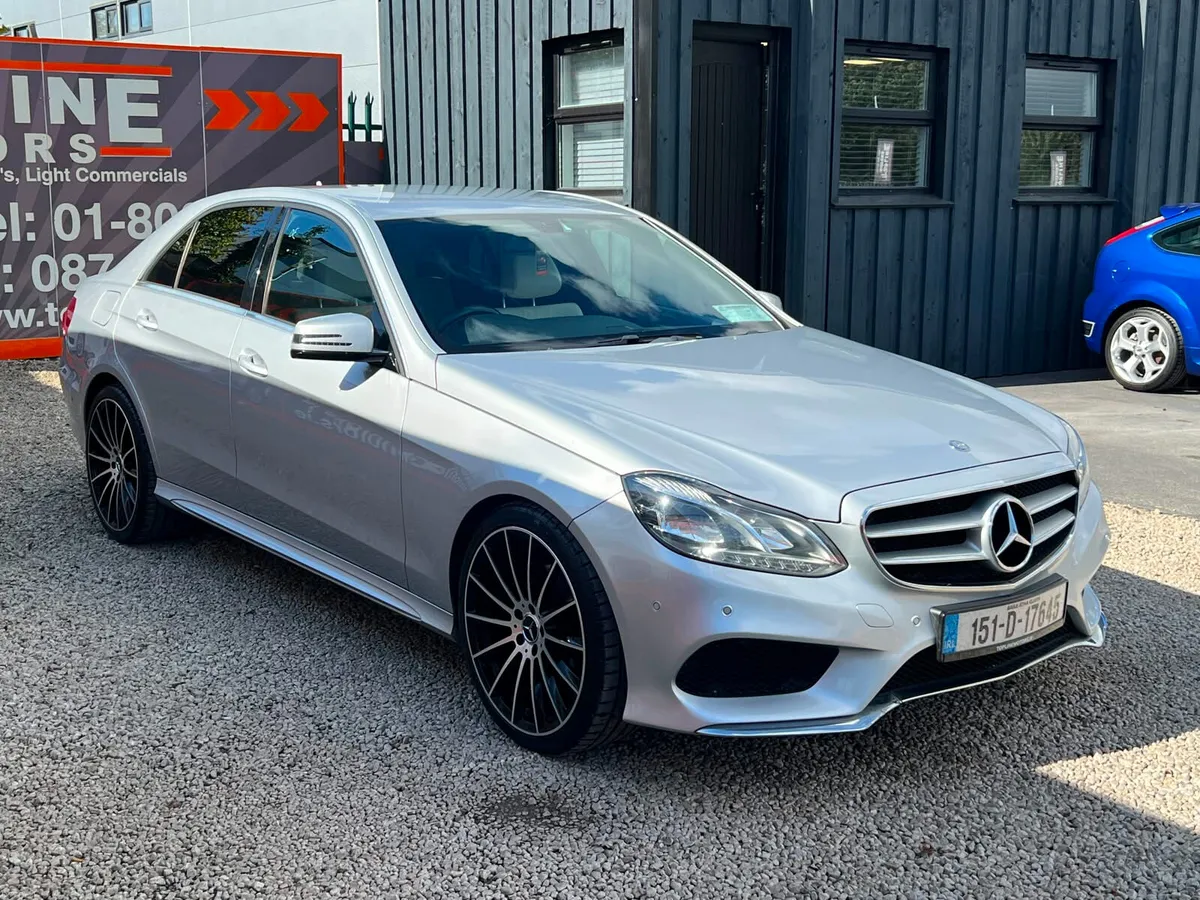 //STUNNING CAR//FULL LEATHER INTERIOR// - Image 5