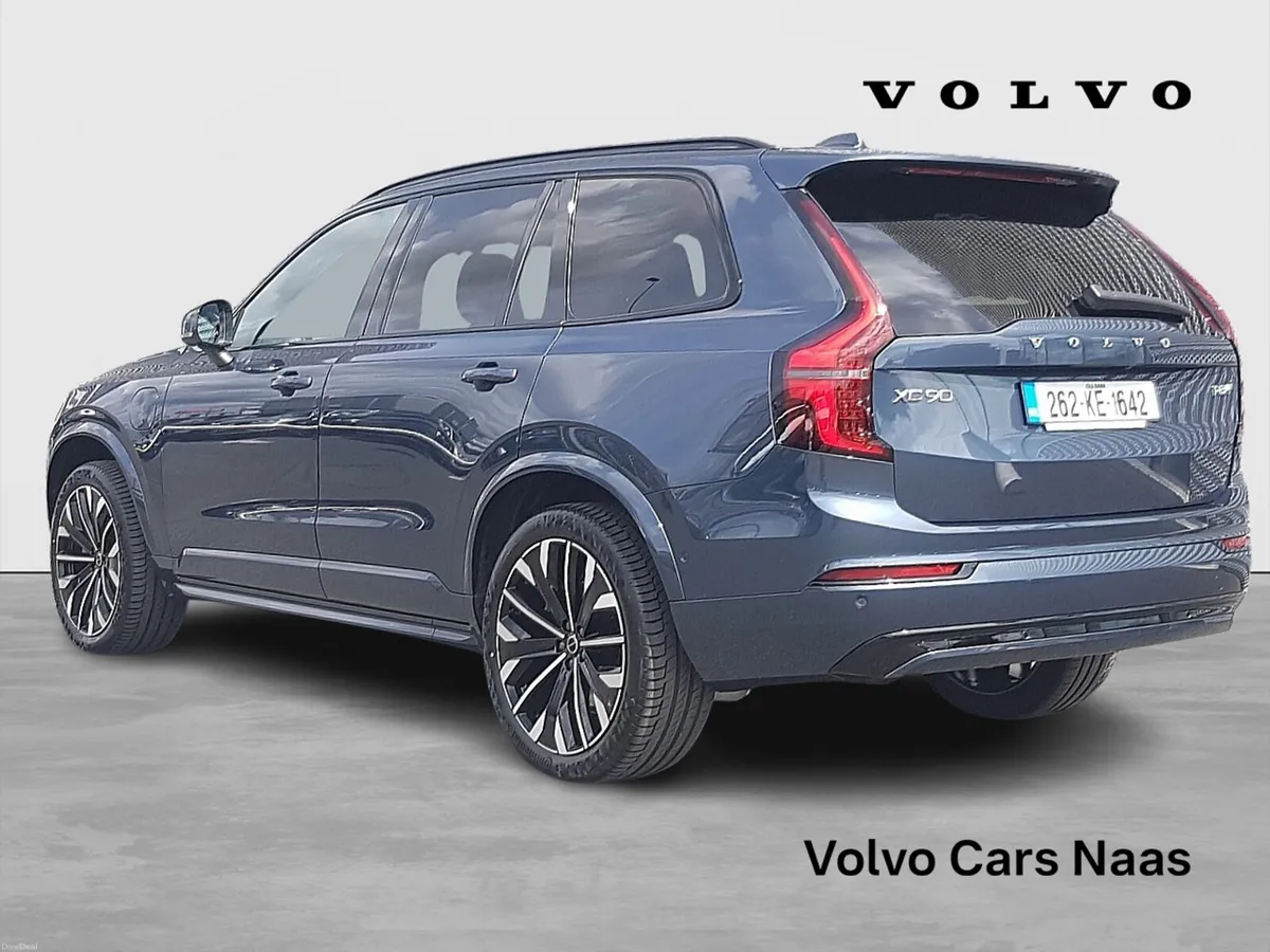 Volvo XC90 2026 - Image 2