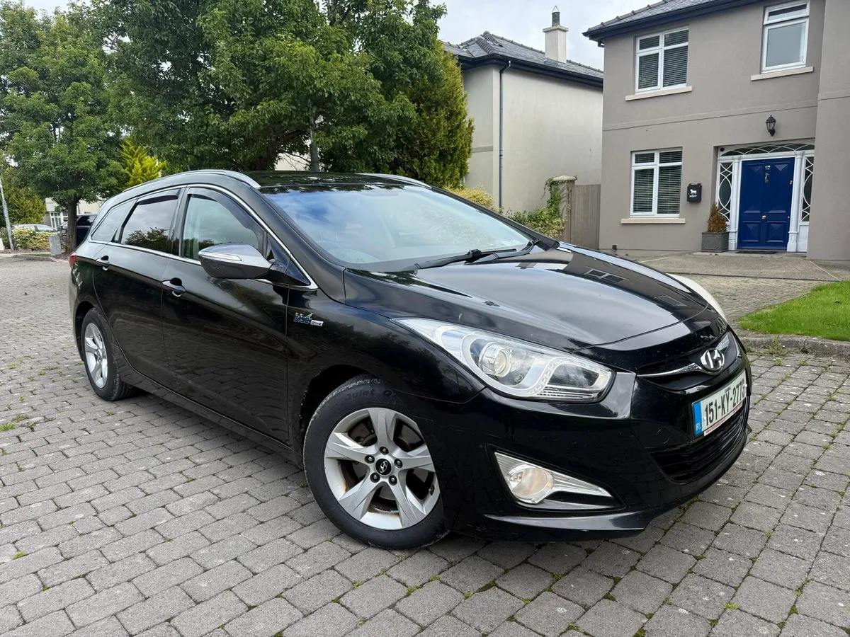 2015 Hyundai i40 - Image 1