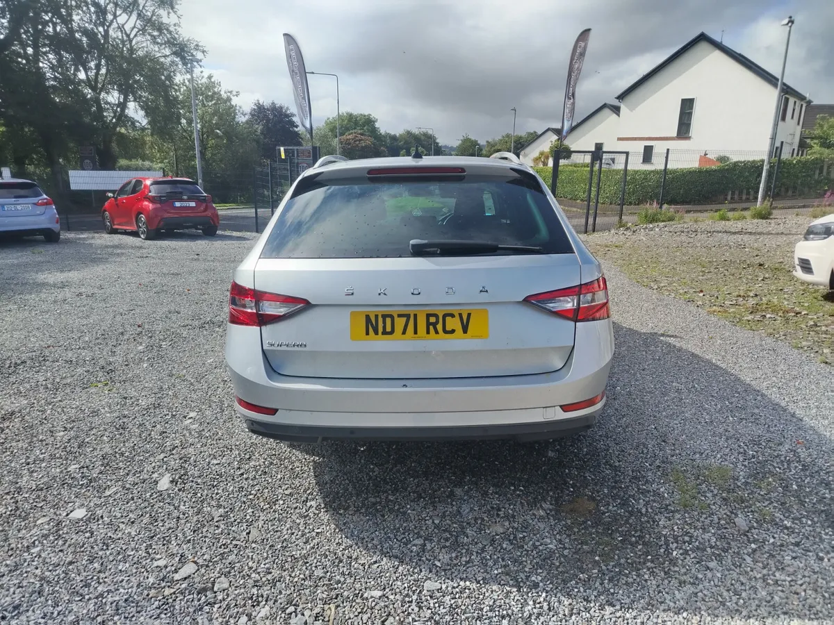 Skoda Superb 2022 - Image 3