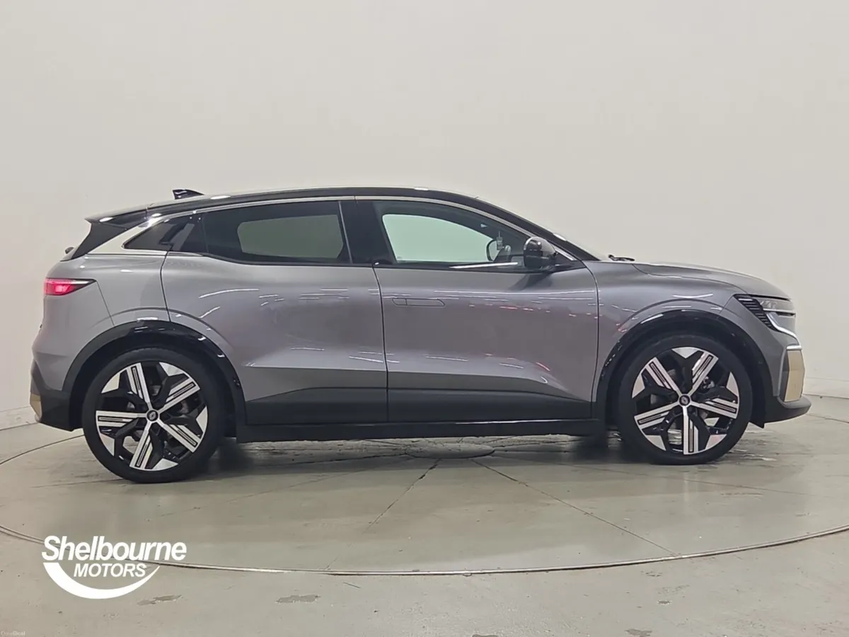 Renault Megane E-Tech EV60 160kW Iconic 60kWh Opti - Image 3