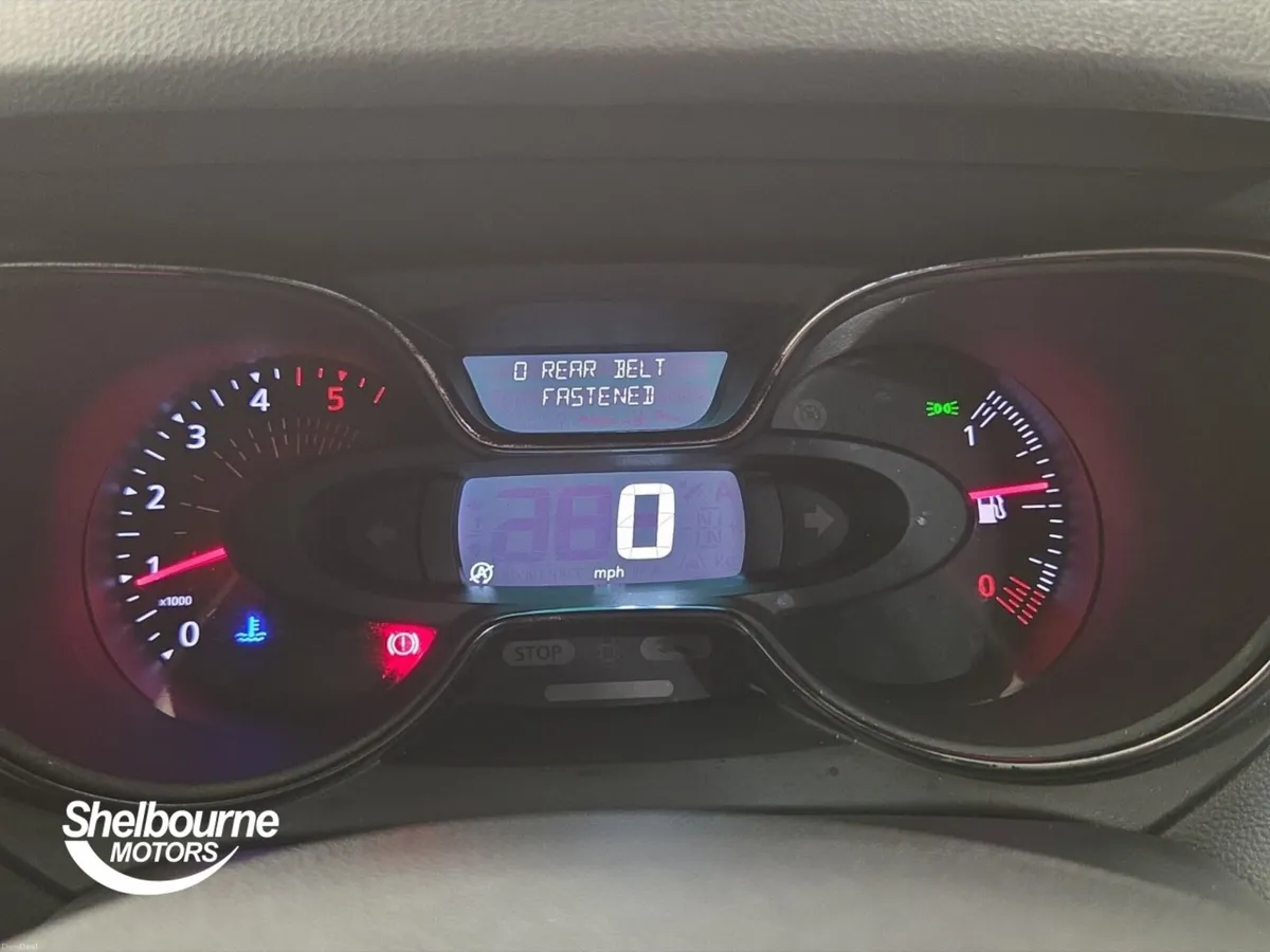 Renault Captur 1.5 dCi 110 Dynamique S Nav 5dr - Image 6