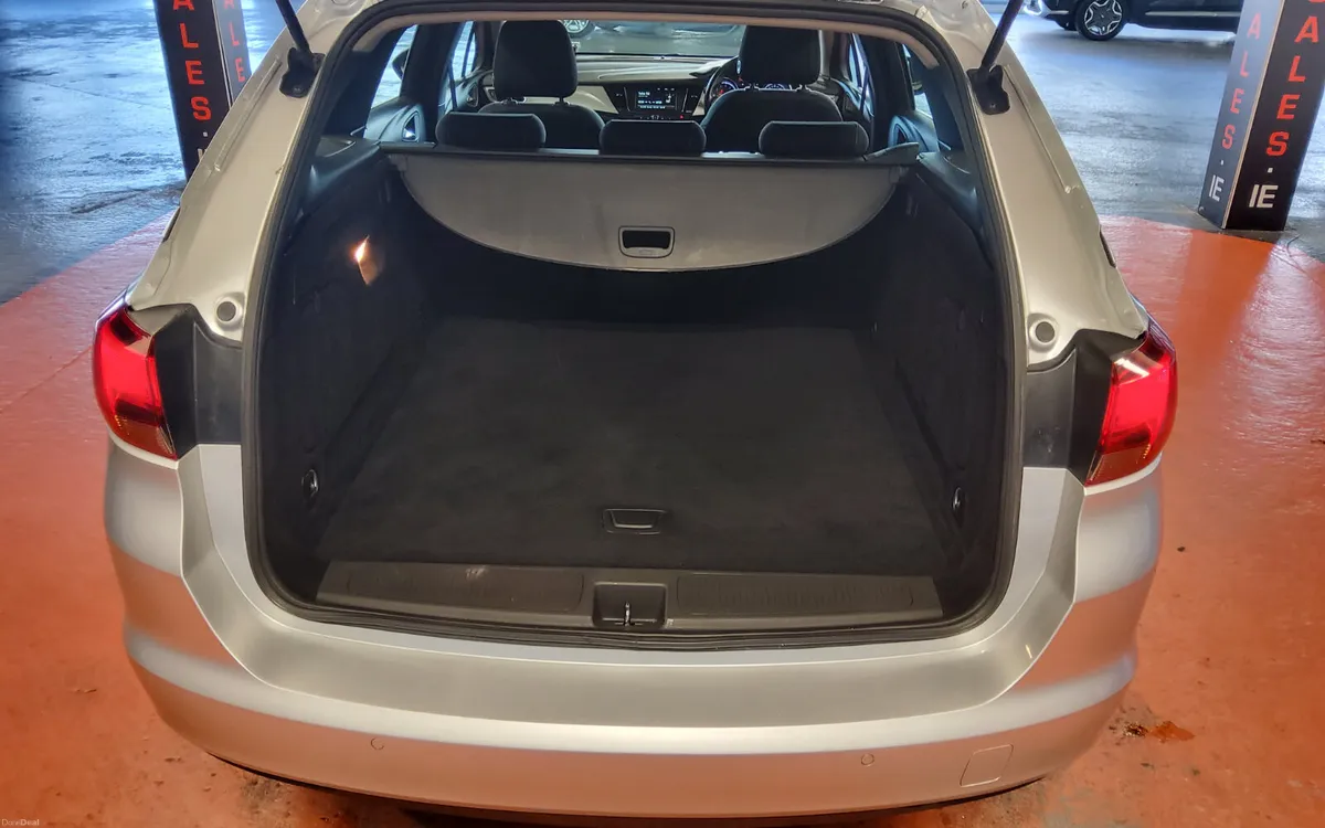 Opel Astra 2021 - Image 4