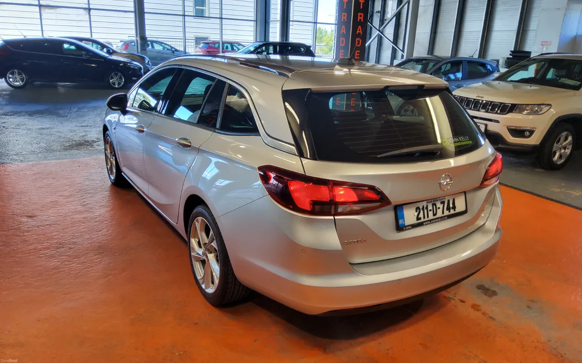 Opel Astra 2021 - Image 5