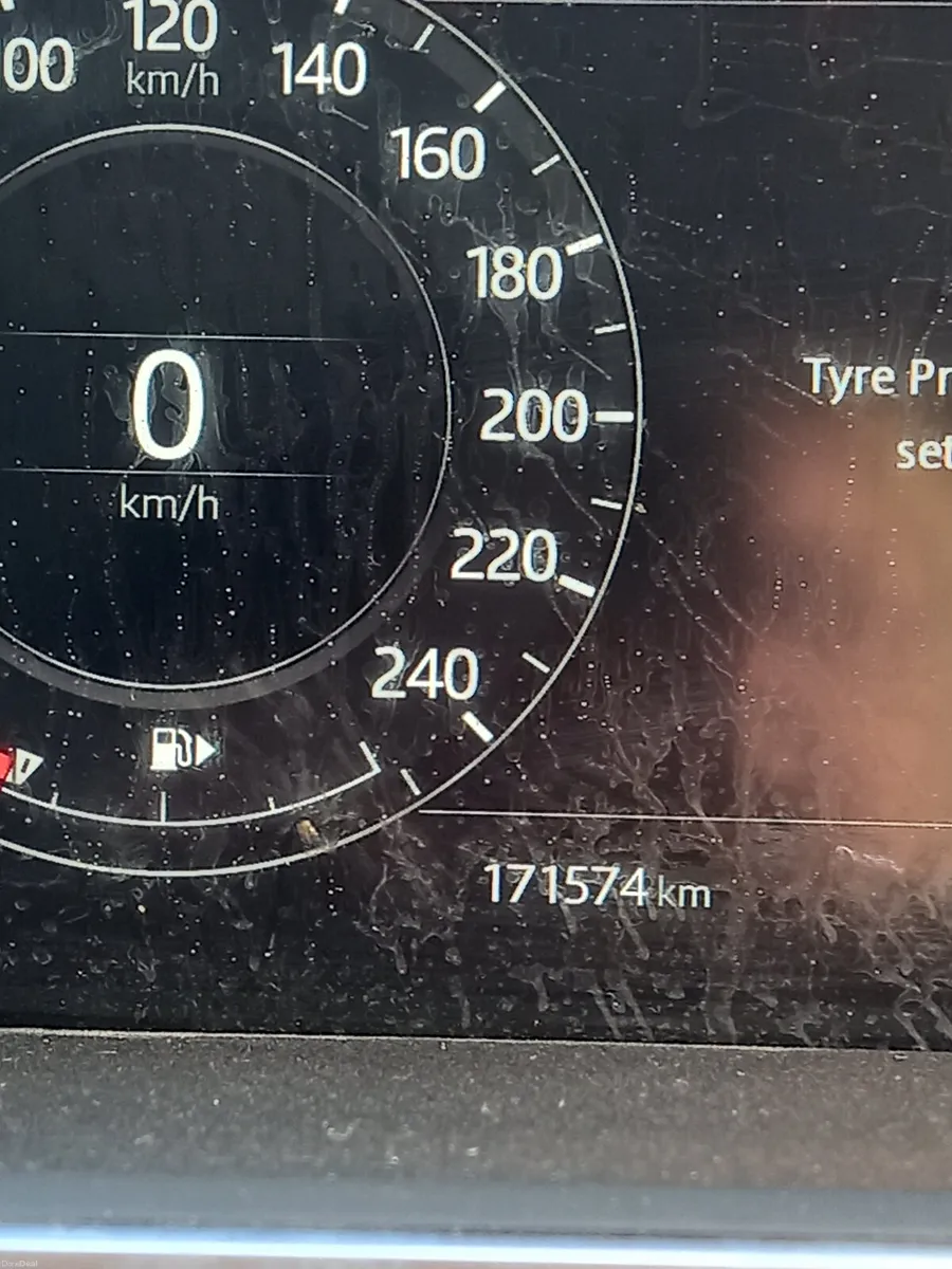 2020 Land Rover Range Rover Sport 2L Petrol Hybrid - Image 3