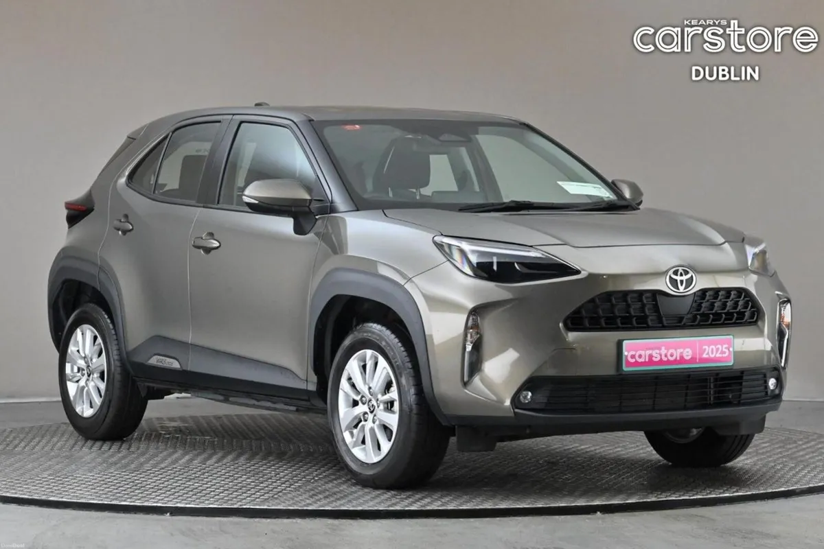 Toyota Yaris Cross 1.5 HYBRID LUNA - Image 1