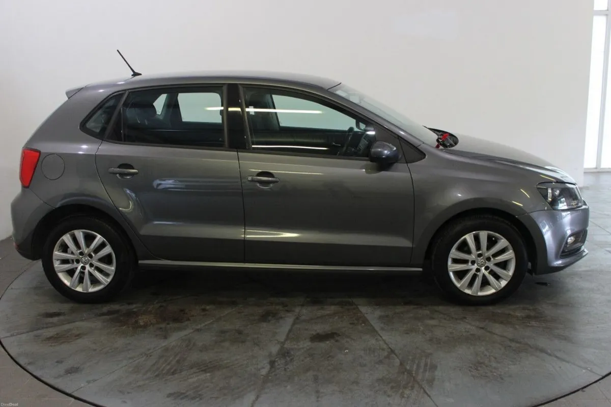 Volkswagen Polo 1.4 TDI 75HP Trendline - TENDER 5 - Image 2