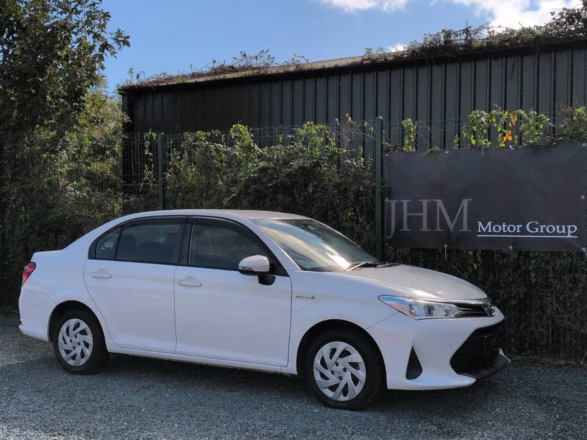 2020 Toyota Corolla Axio 1.5 Hybrid *LOW KMS - Image 2