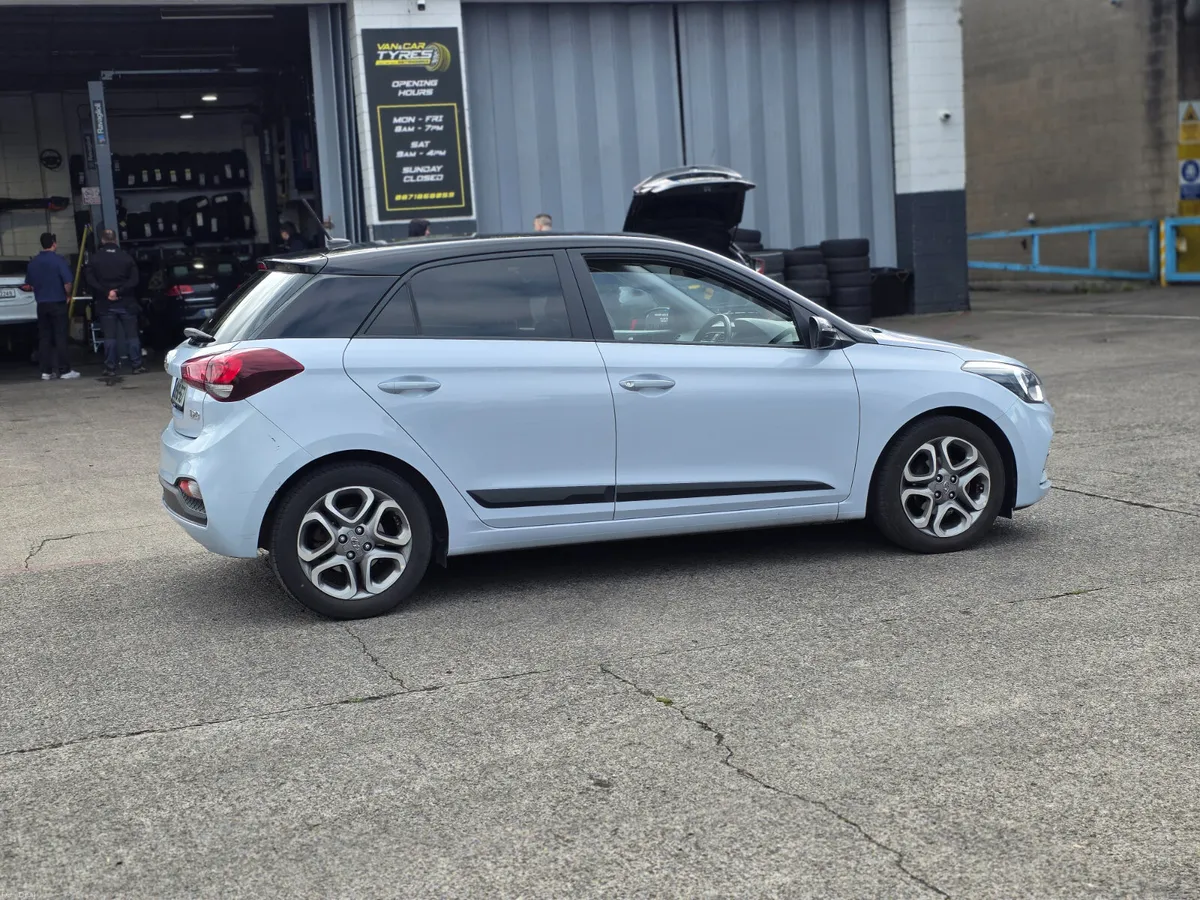 Hyundai i20 1.2 Petrol Deluxe Plus - Image 6