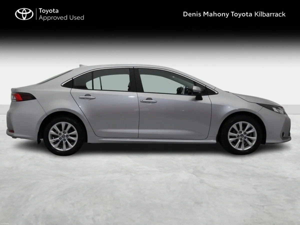 Toyota Corolla LUNA SALOON - Image 3