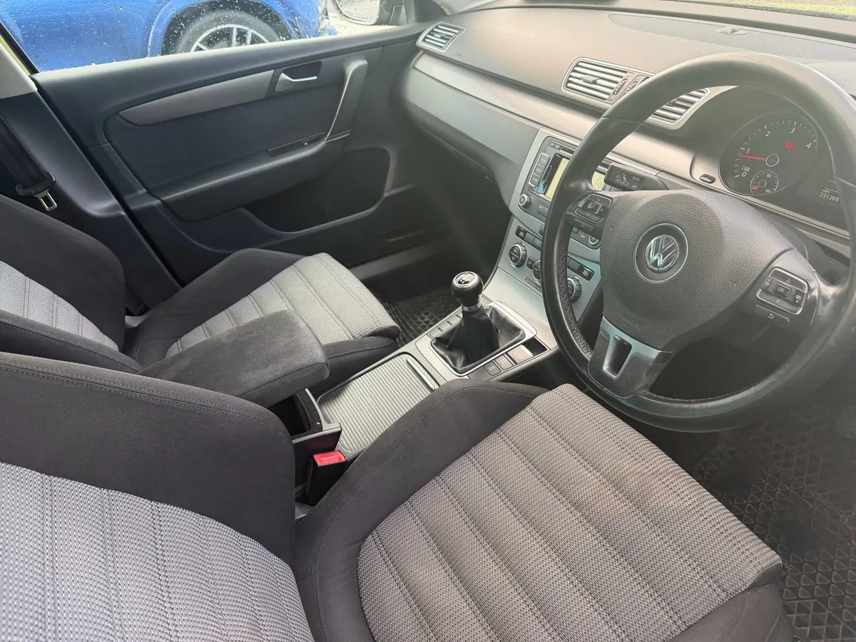 VW Passat Estate 1.6Tdi Sport - Image 3