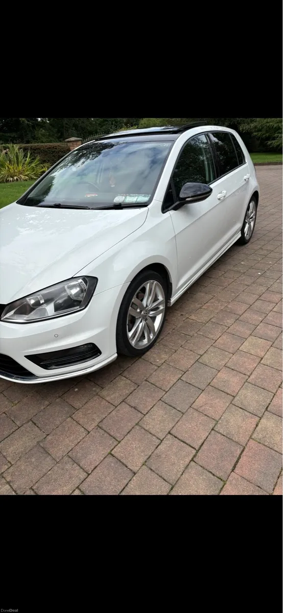 Volkswagen Golf - Image 1
