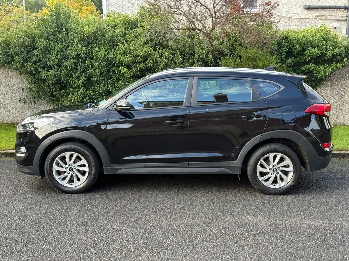 172 Hyundai Tucson 178k kms NEW NCT 10/27 - Image 2